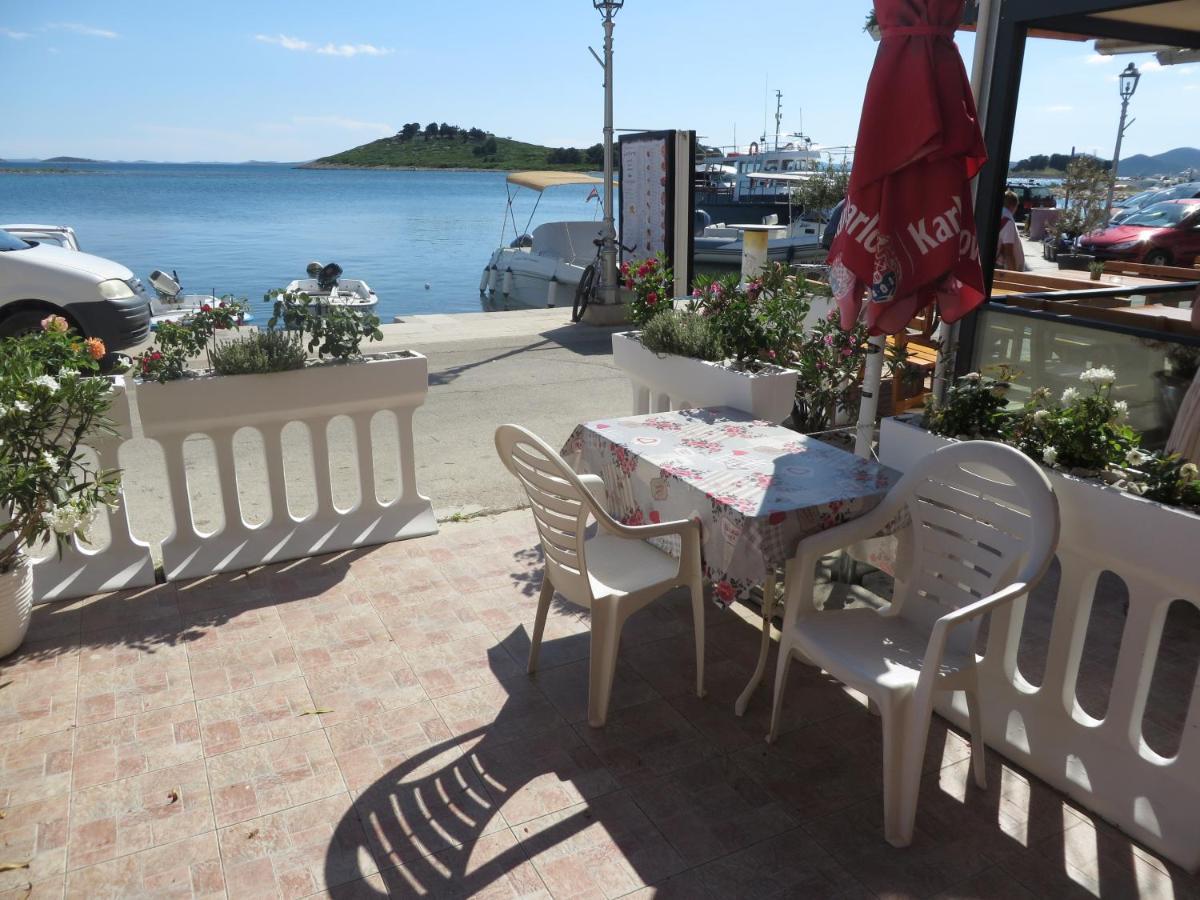 Sweet Sea Apartments Pakoštane エクステリア 写真
